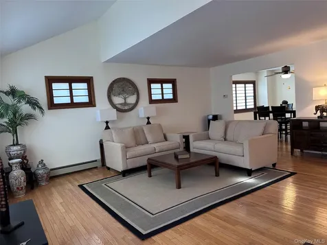 13 James Street Montrose NY 10548