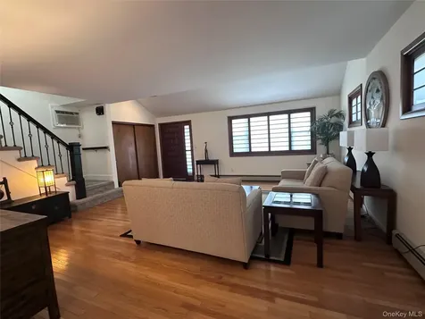 13 James Street Montrose NY 10548