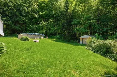 19 Taurat Place Mahopac NY 10541