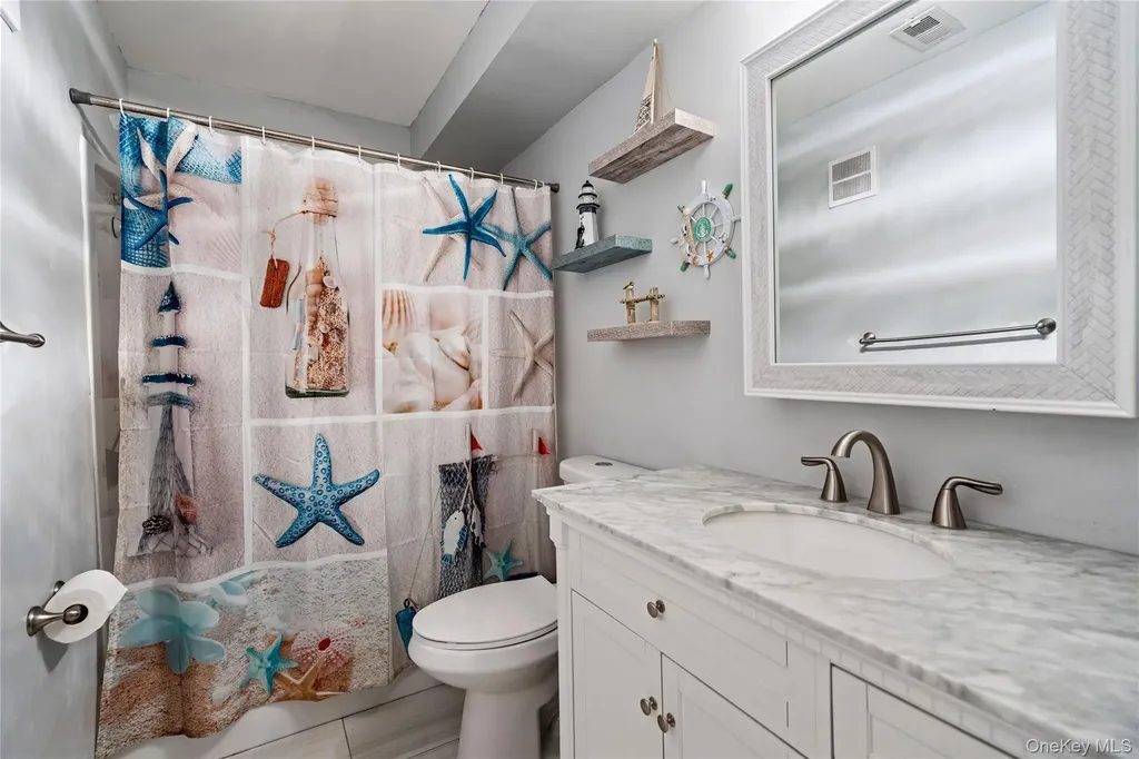 7 Maple Court Selden NY 11784