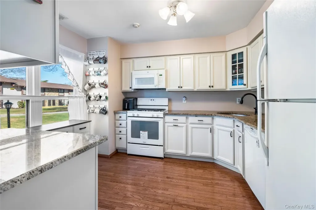 7 Maple Court Selden NY 11784