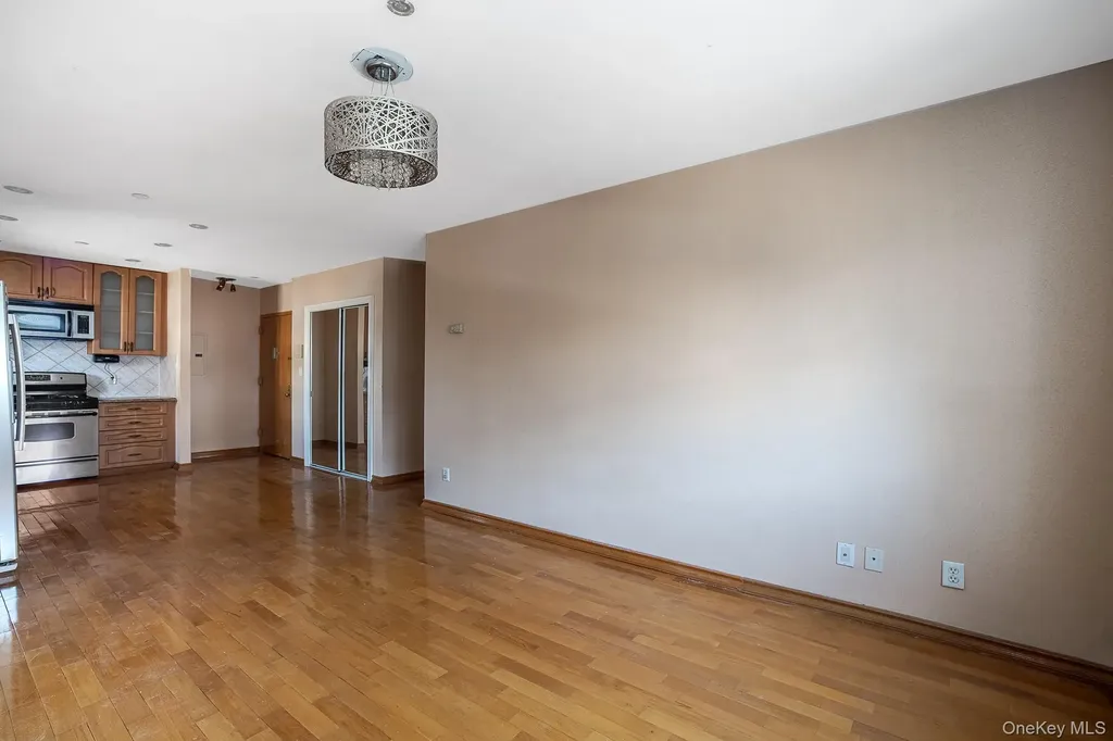 2560 Stillwell Avenue Brooklyn NY 11223