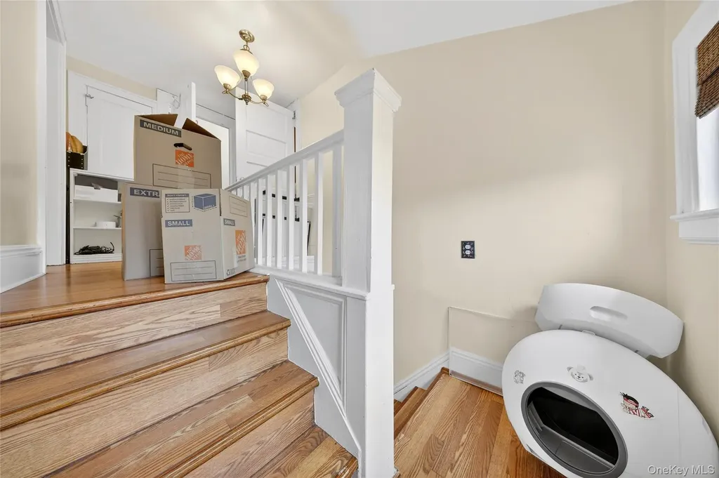 35-20 165th Street Flushing NY 11358