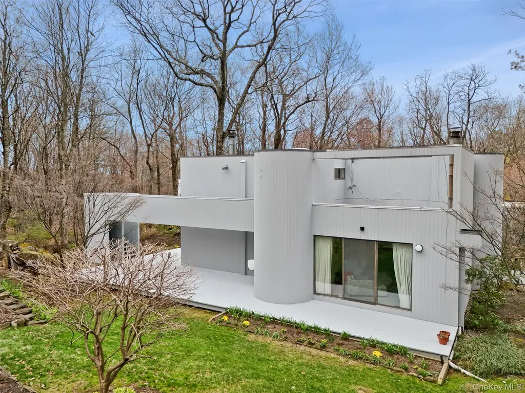 67 Tripp Street Mount Kisco NY 10549