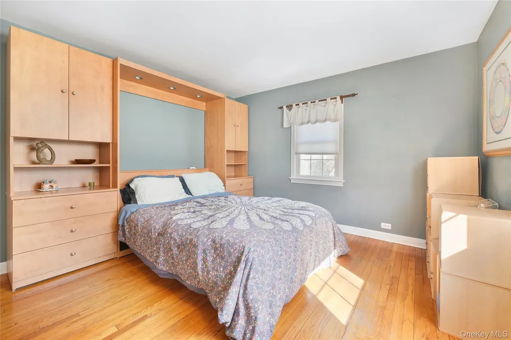 5 Birch Street W White Plains NY 10607