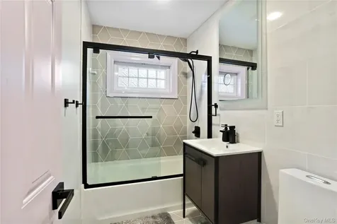 13 Newkirk Road Yonkers NY 10710