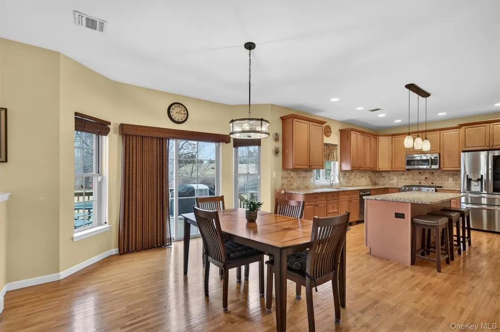 7 Maidstone Lane Monroe NY 10950