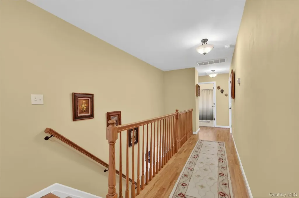 7 Maidstone Lane Monroe NY 10950