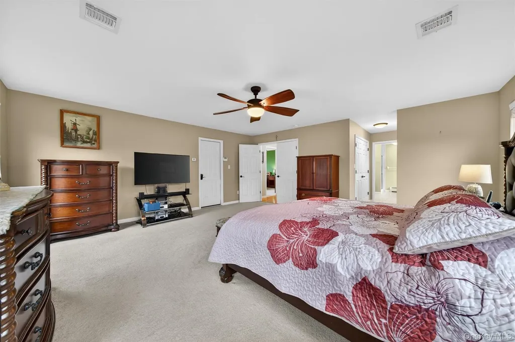 7 Maidstone Lane Monroe NY 10950