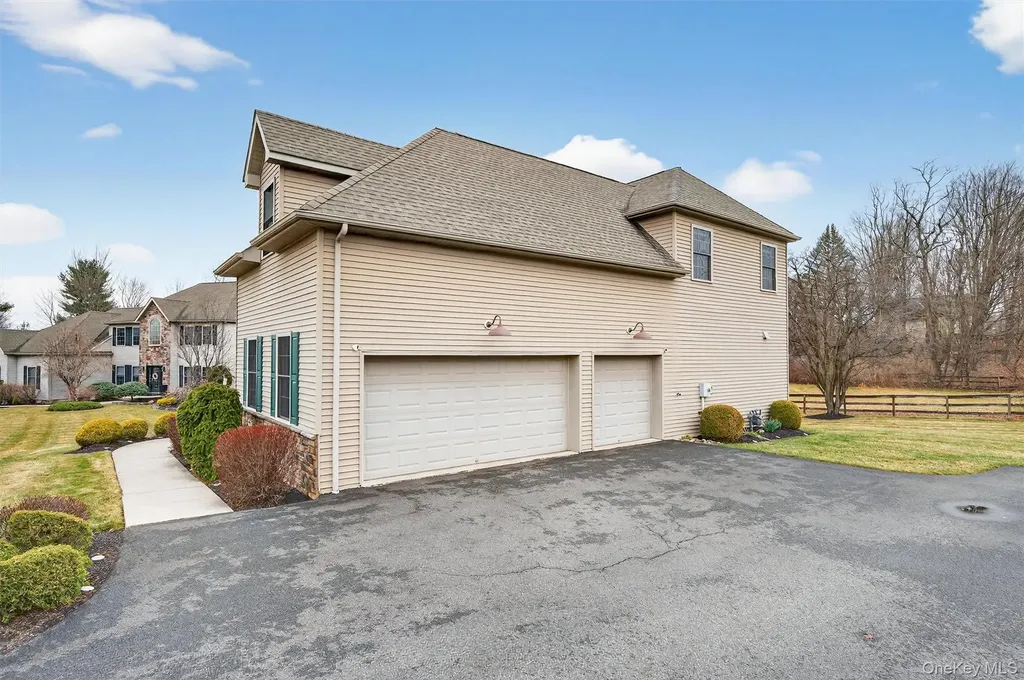 7 Maidstone Lane Monroe NY 10950