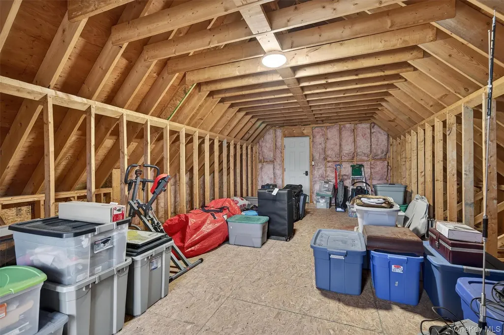 7 Maidstone Lane Monroe NY 10950