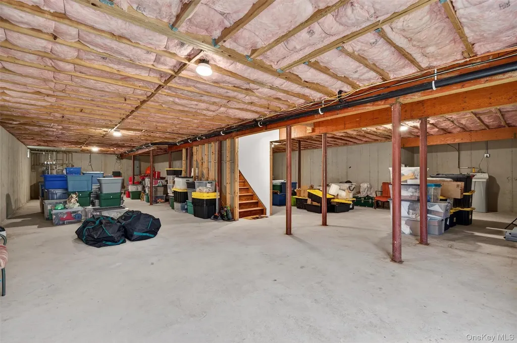 7 Maidstone Lane Monroe NY 10950