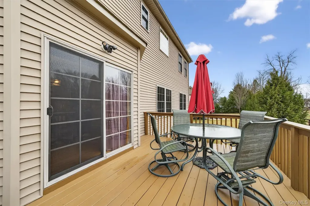 7 Maidstone Lane Monroe NY 10950