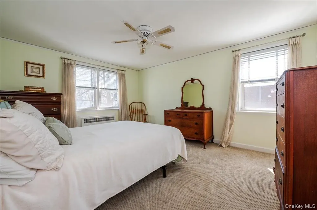 1776 Seminole Avenue Bronx NY 10461