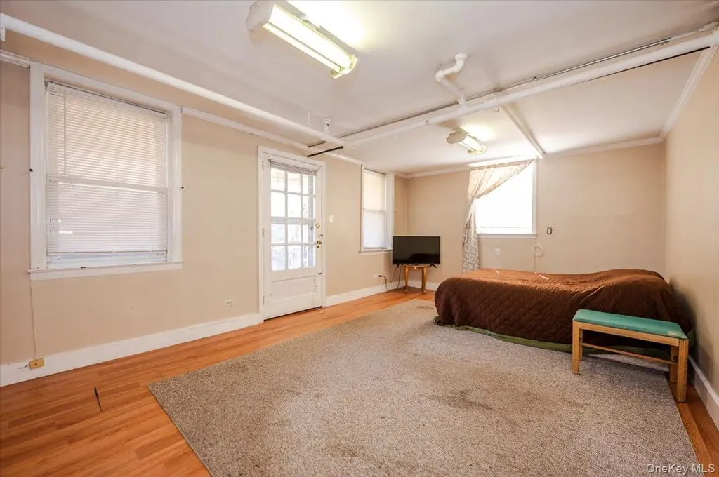 1776 Seminole Avenue Bronx NY 10461