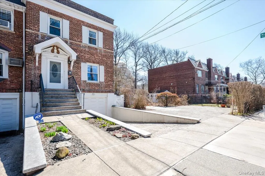 1776 Seminole Avenue Bronx NY 10461