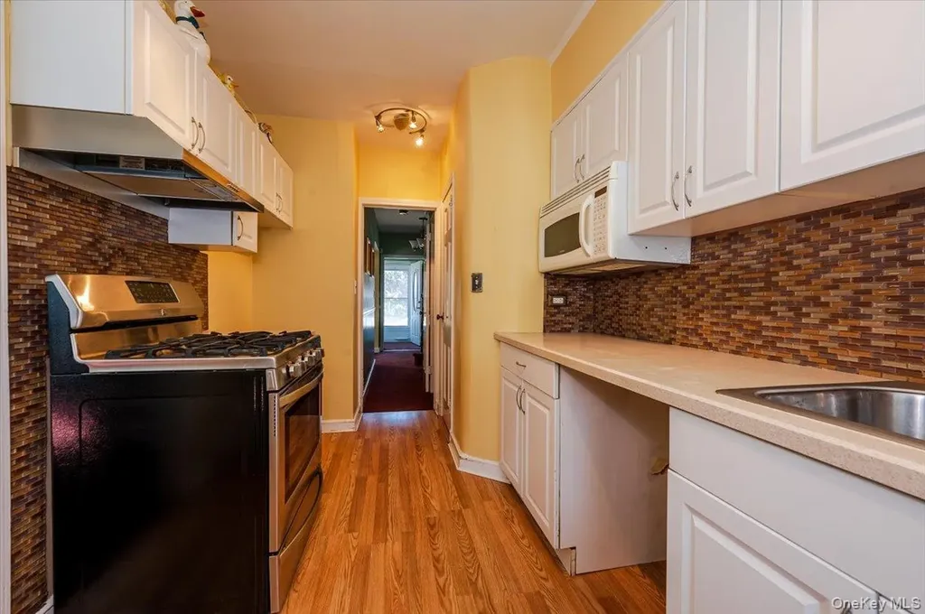 1776 Seminole Avenue Bronx NY 10461