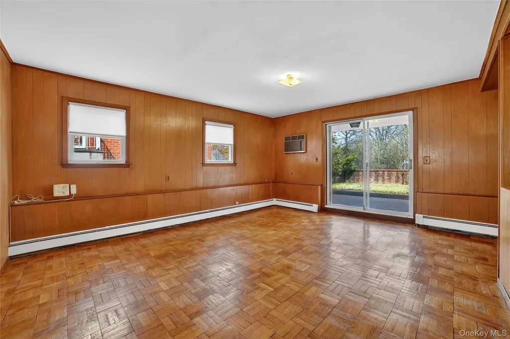 16 Patti Lane Yonkers NY 10701