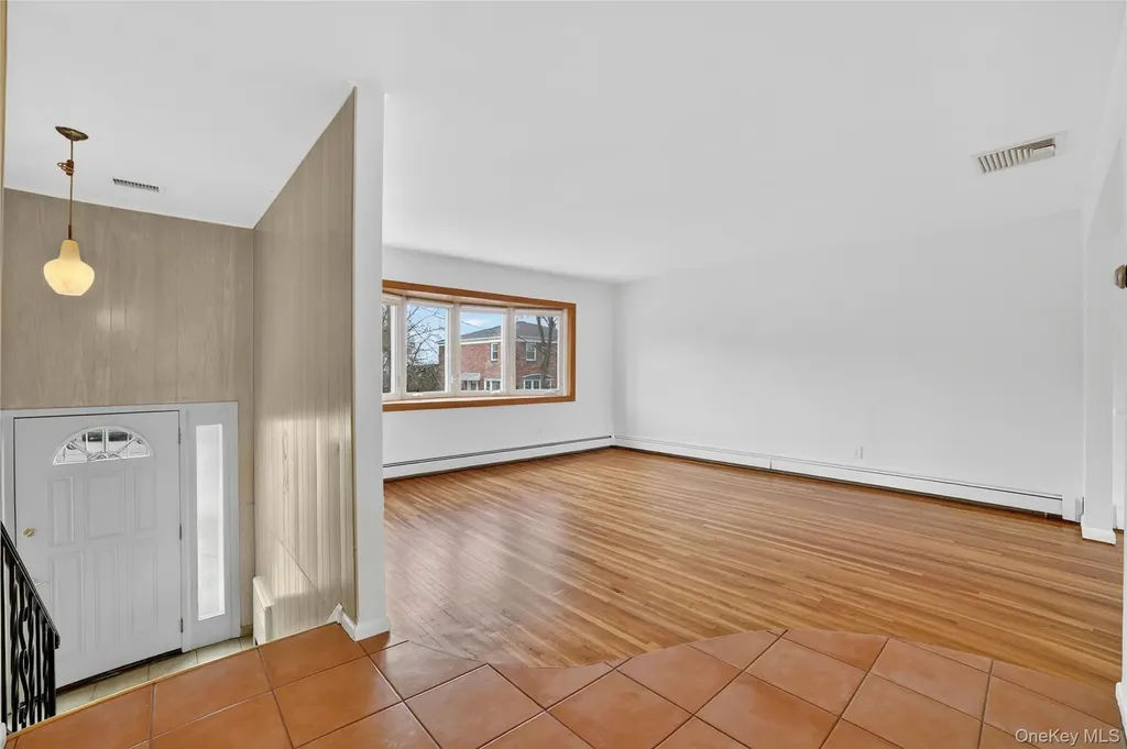 16 Patti Lane Yonkers NY 10701