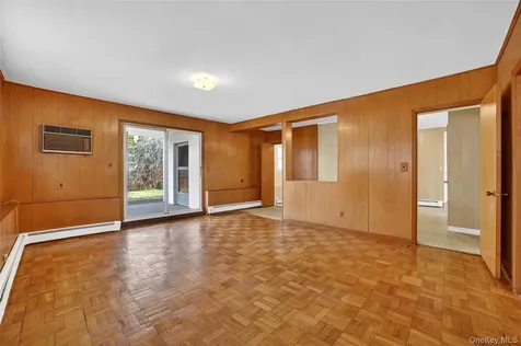 16 Patti Lane Yonkers NY 10701