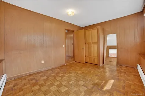 16 Patti Lane Yonkers NY 10701