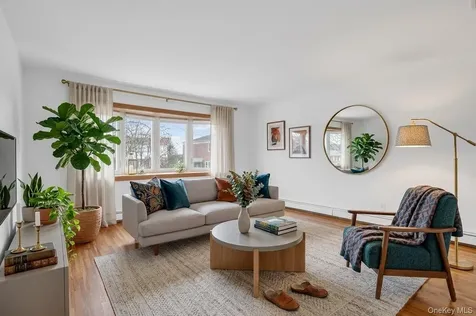 16 Patti Lane Yonkers NY 10701
