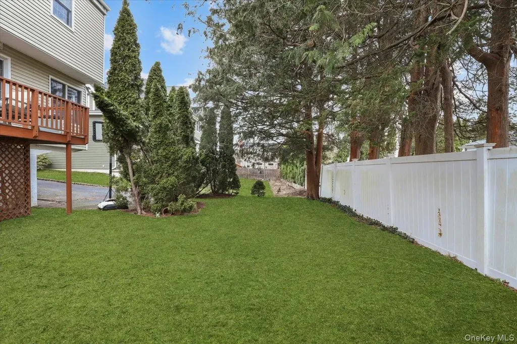74 White Road Scarsdale NY 10583