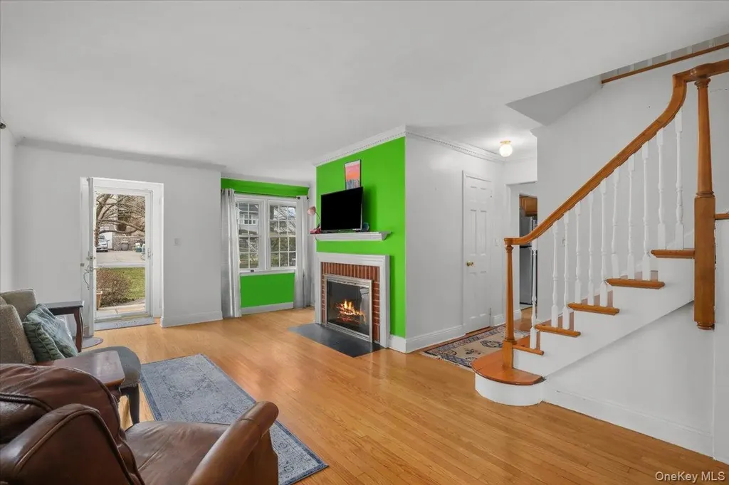 74 White Road Scarsdale NY 10583