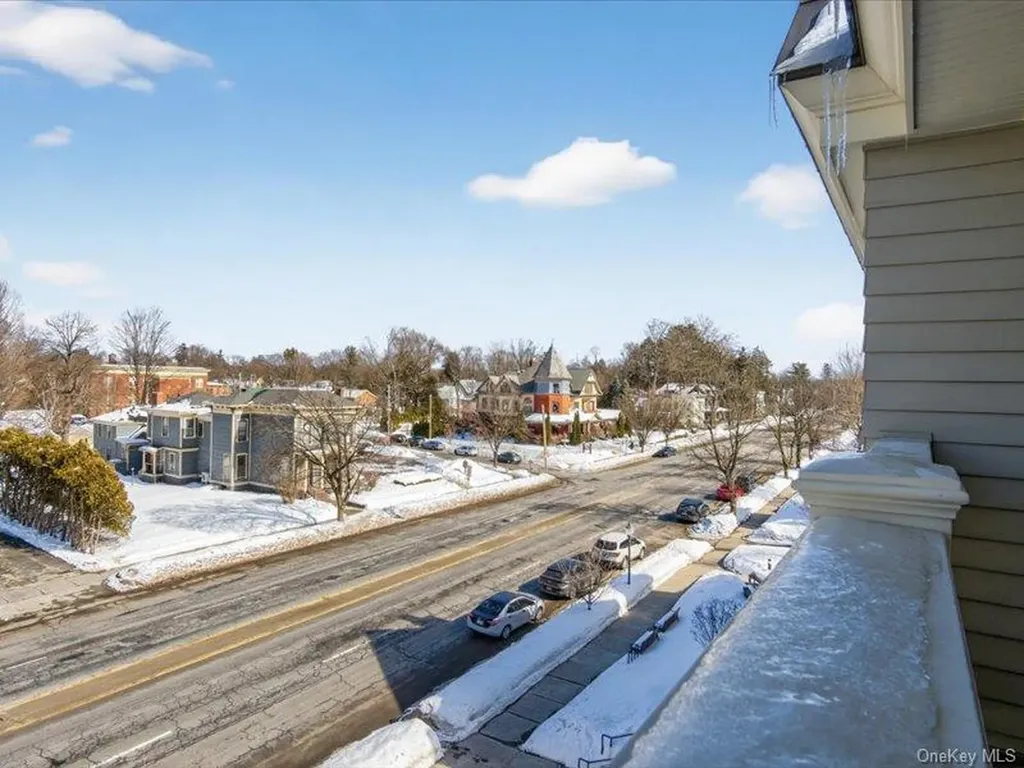 46 Union Avenue Call Listing Agent NY 12866