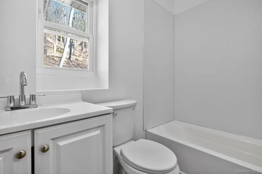 2016 Old Route 17 Roscoe NY 12776