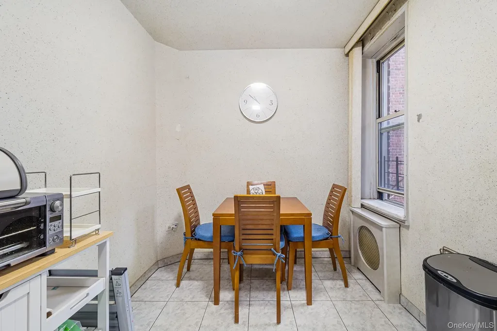 2552 E 7th Street Brooklyn NY 11235