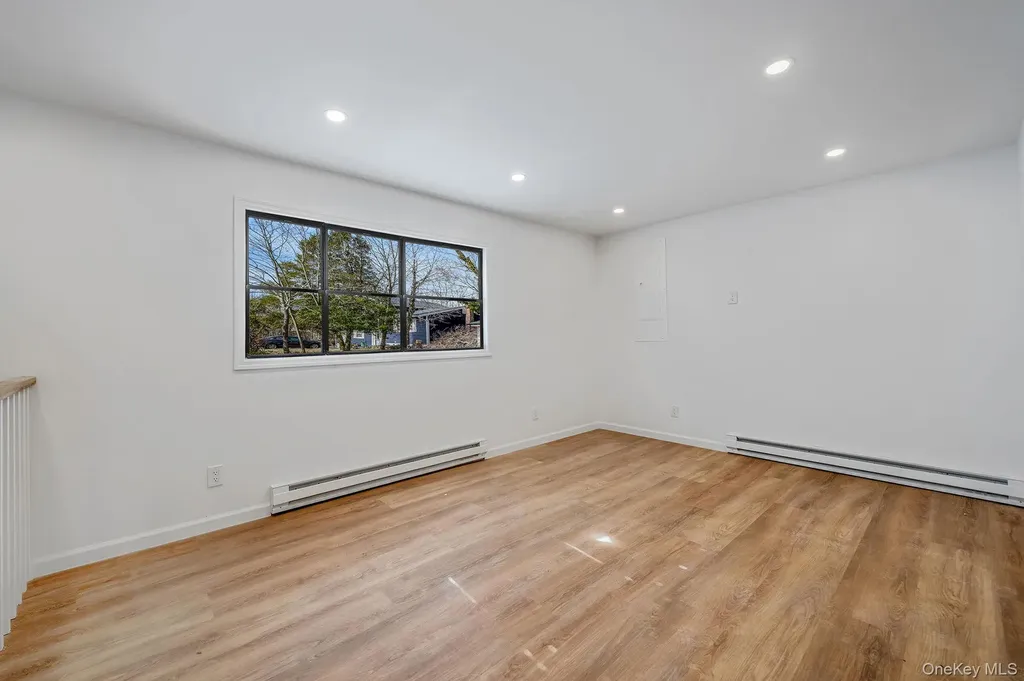 28 Nadel Drive Riverhead NY 11901