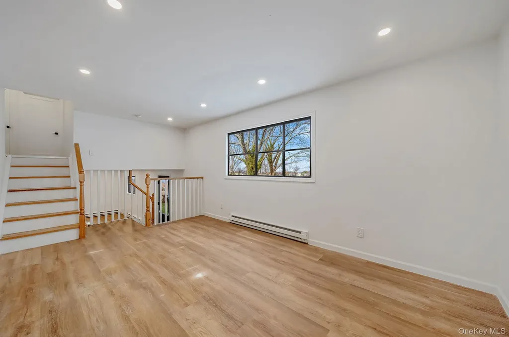 28 Nadel Drive Riverhead NY 11901