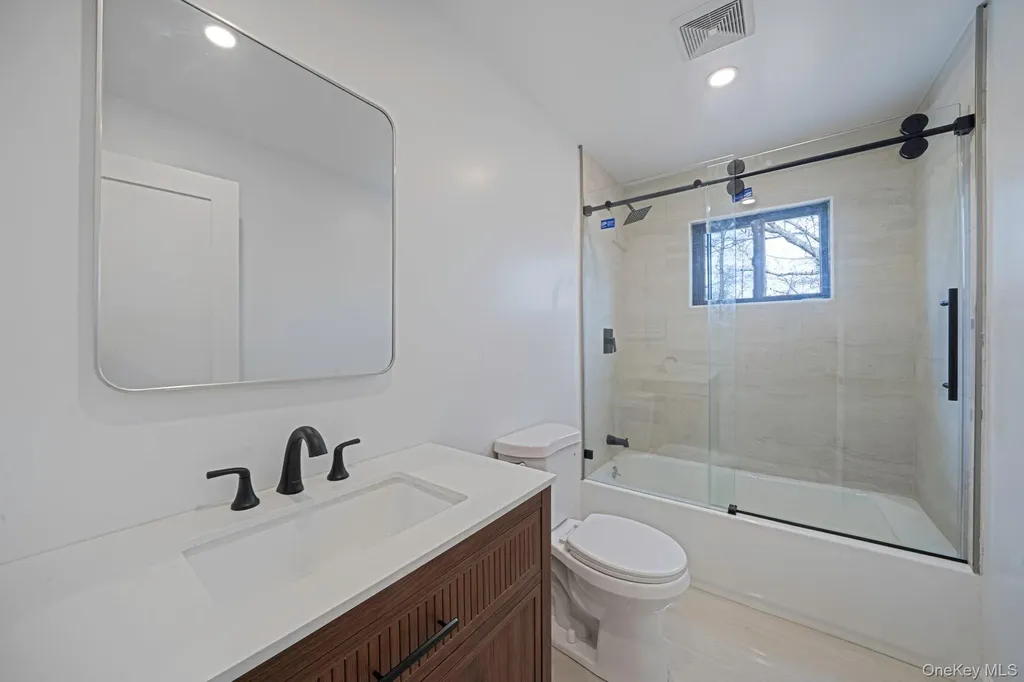 28 Nadel Drive Riverhead NY 11901