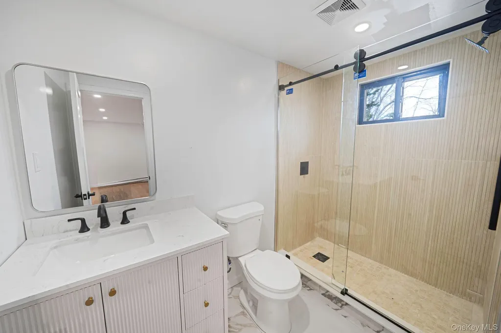 28 Nadel Drive Riverhead NY 11901
