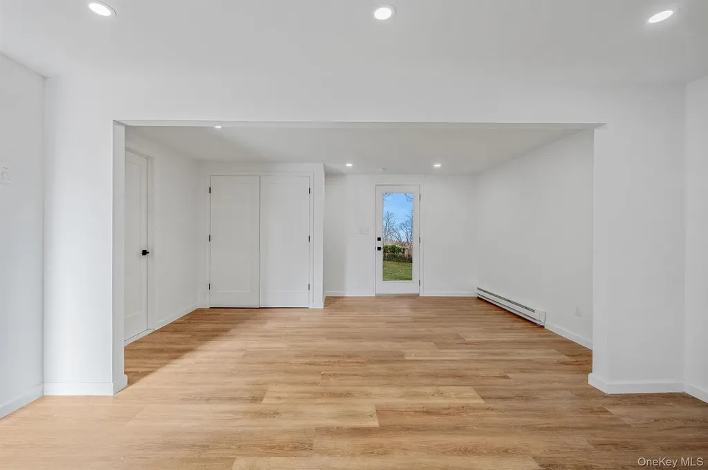 28 Nadel Drive Riverhead NY 11901