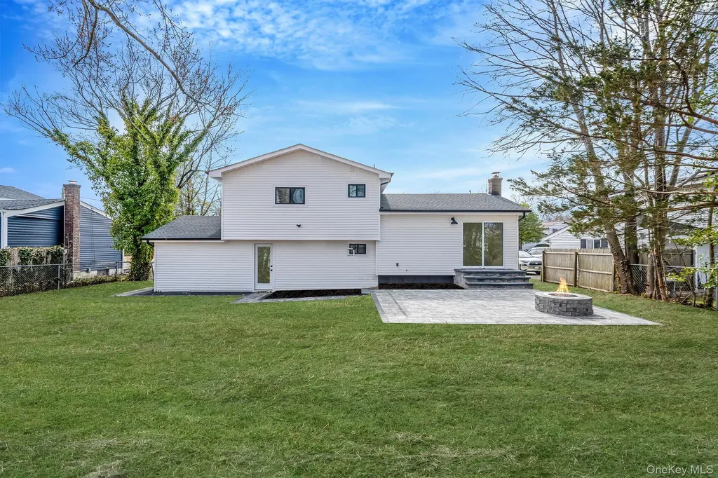 28 Nadel Drive Riverhead NY 11901