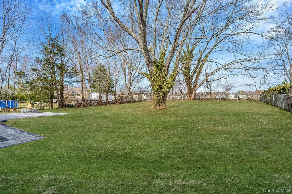 28 Nadel Drive Riverhead NY 11901
