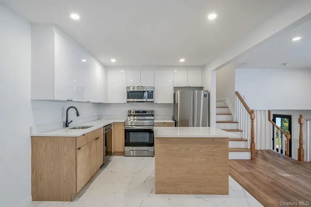 28 Nadel Drive Riverhead NY 11901