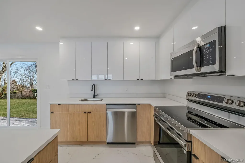 28 Nadel Drive Riverhead NY 11901