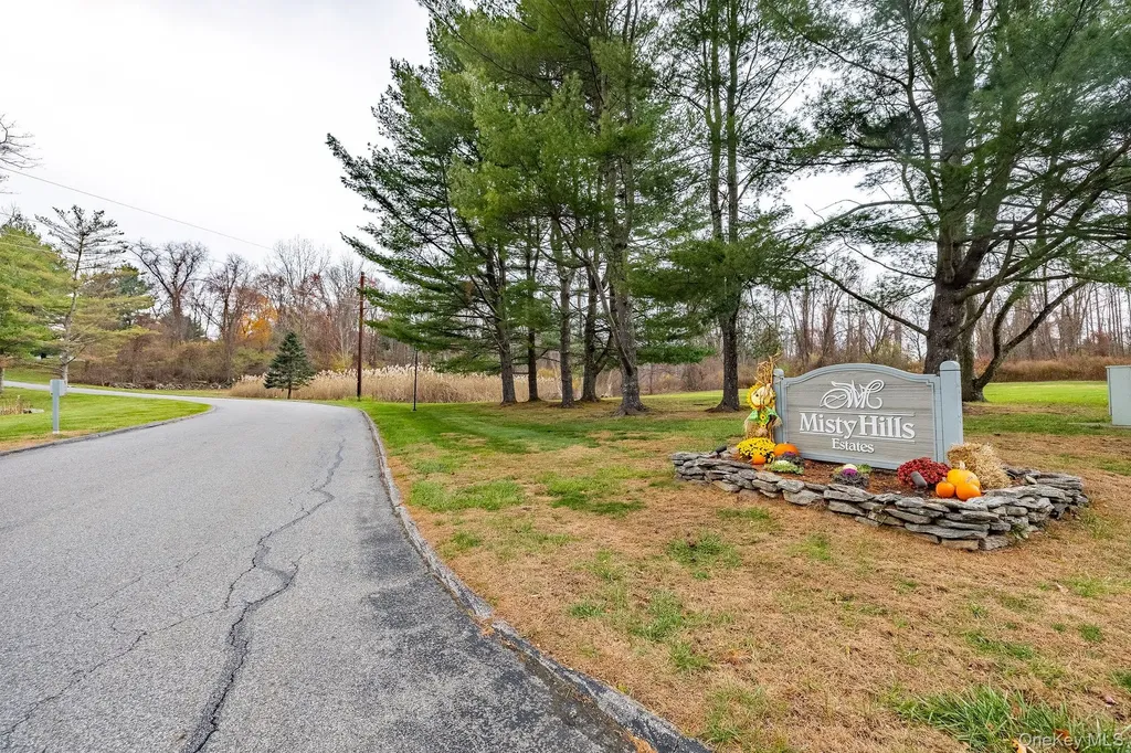 501 Misty Hills Lane Carmel NY 10512