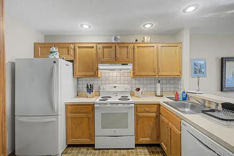 501 Misty Hills Lane Carmel NY 10512