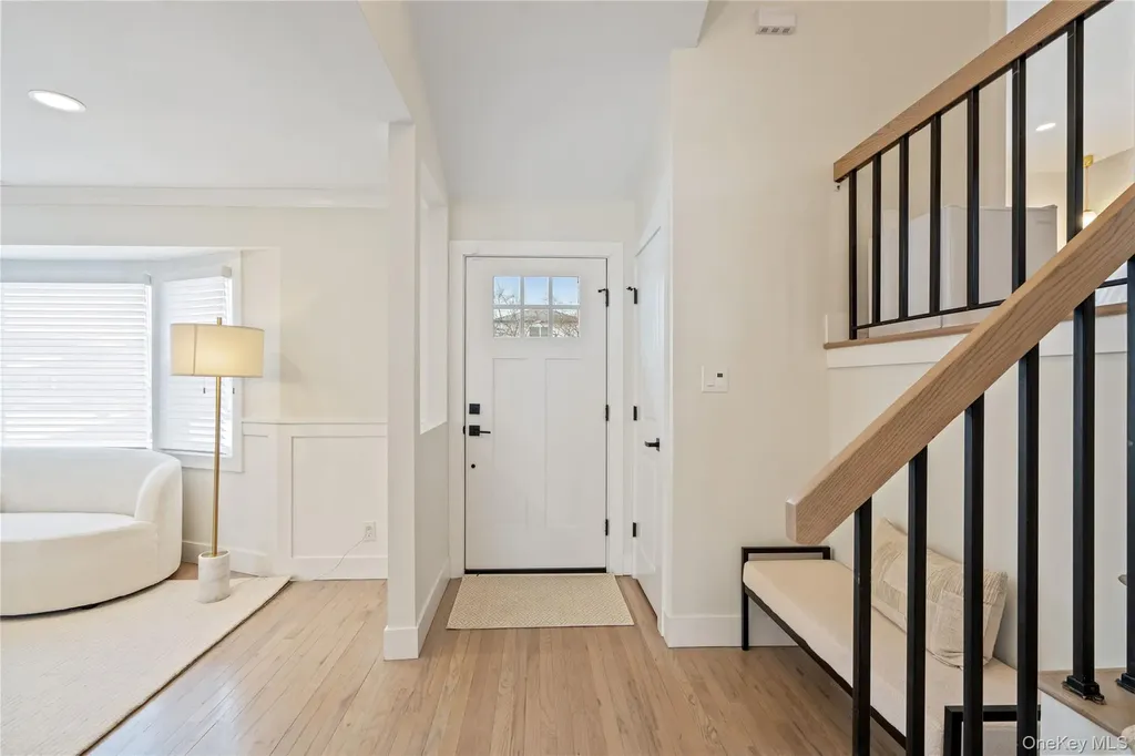 36 Stauber Drive Plainview NY 11803