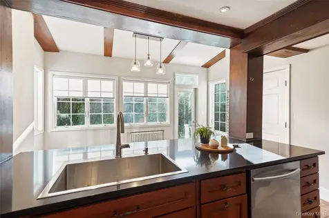246 Mamaroneck Road Scarsdale NY 10583
