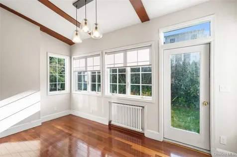 246 Mamaroneck Road Scarsdale NY 10583