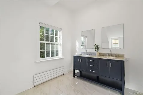 246 Mamaroneck Road Scarsdale NY 10583