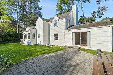 246 Mamaroneck Road Scarsdale NY 10583
