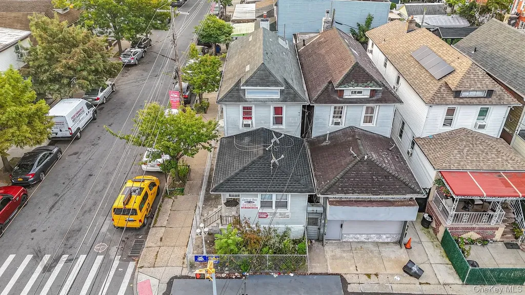 9024 Avenue L Brooklyn NY 11236