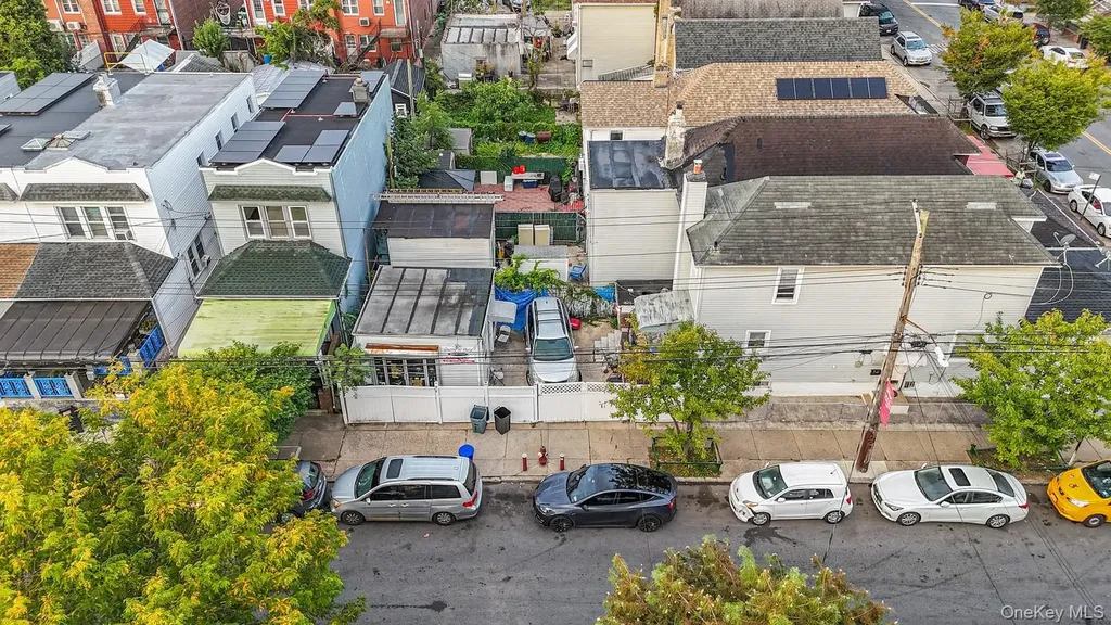 9024 Avenue L Brooklyn NY 11236