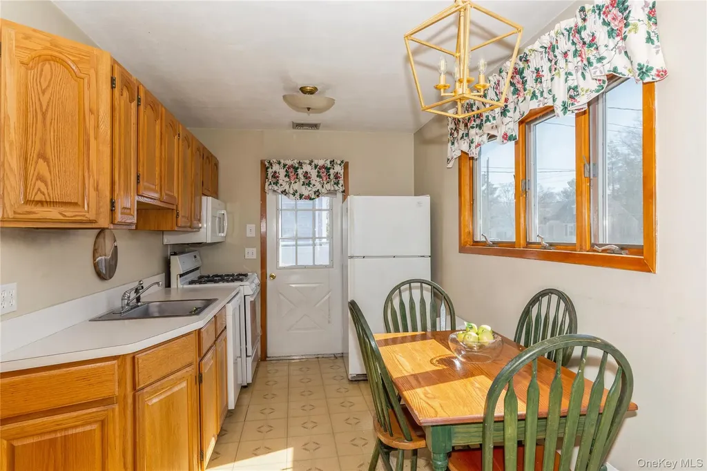 3 Grand Haven Drive Commack NY 11725